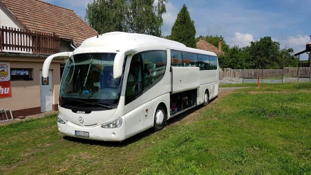 MB Irizar PB 51+2 fő